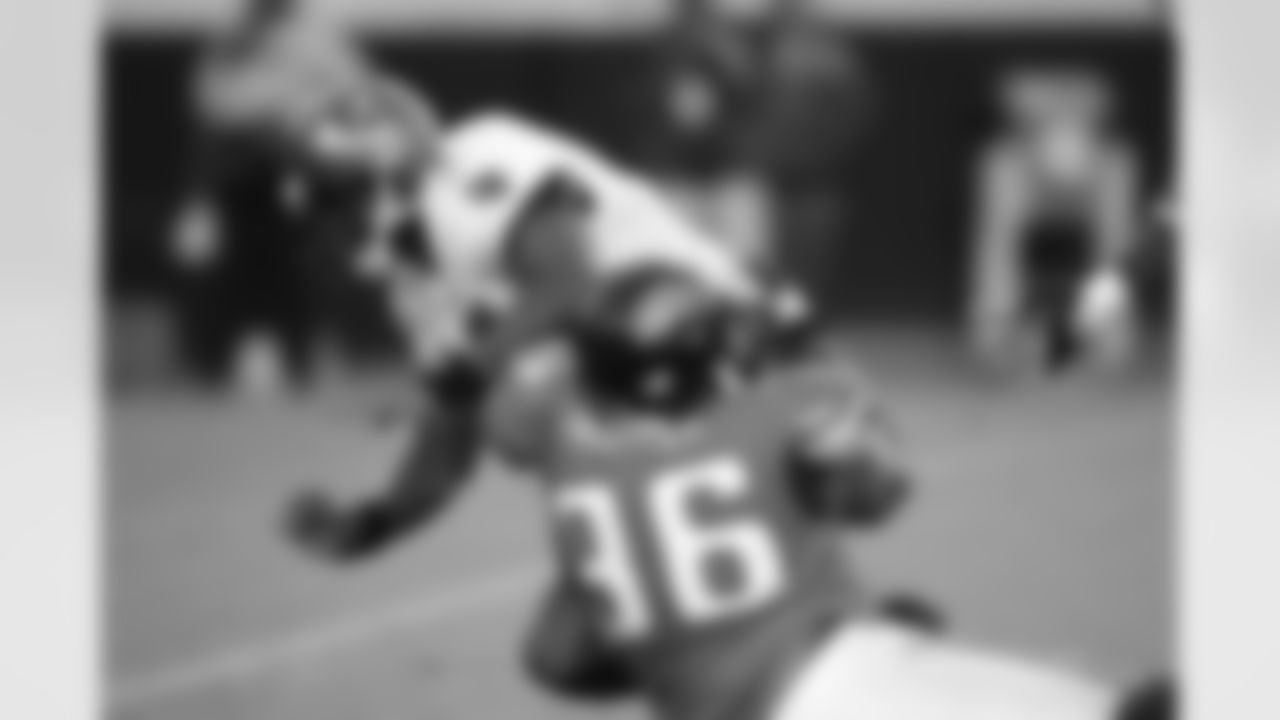 96 Terrance Knighton