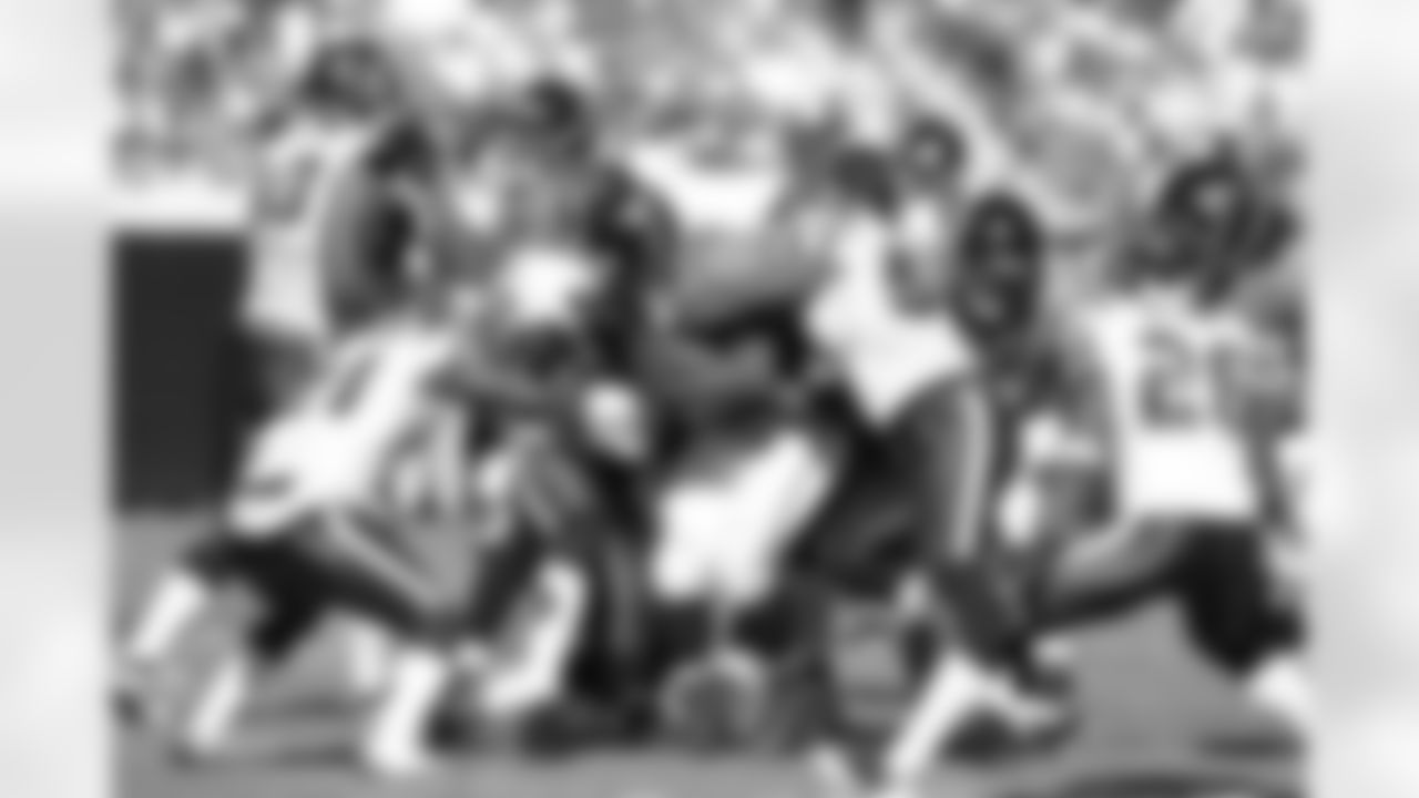32 Maurice Jones-Drew