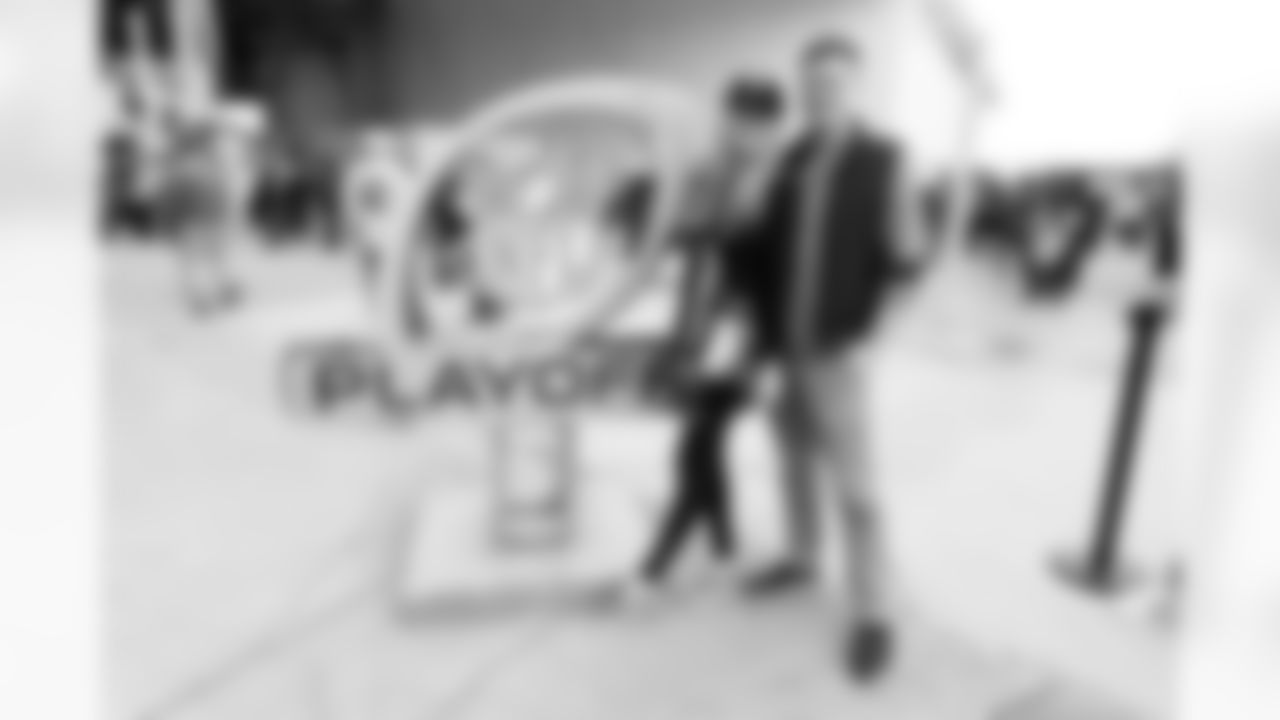 2023_0121_DuuuvalWatchParty_012