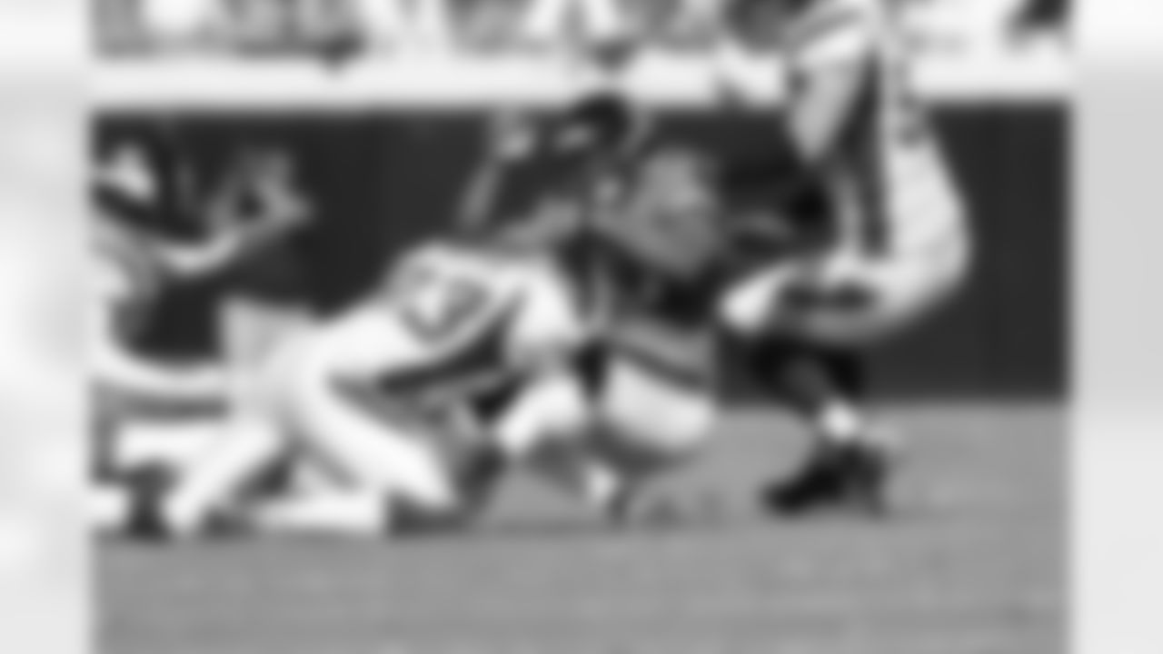 28 Fred Taylor