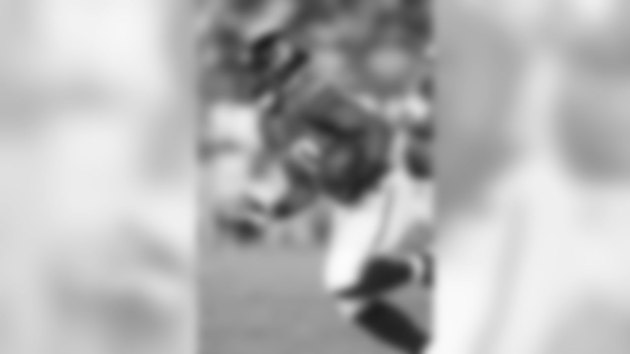 80 Mike Thomas