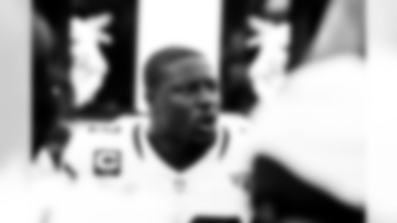 Jacksonville Jaguars vs. Houston Texans
LB Foyesade Oluokun (23)