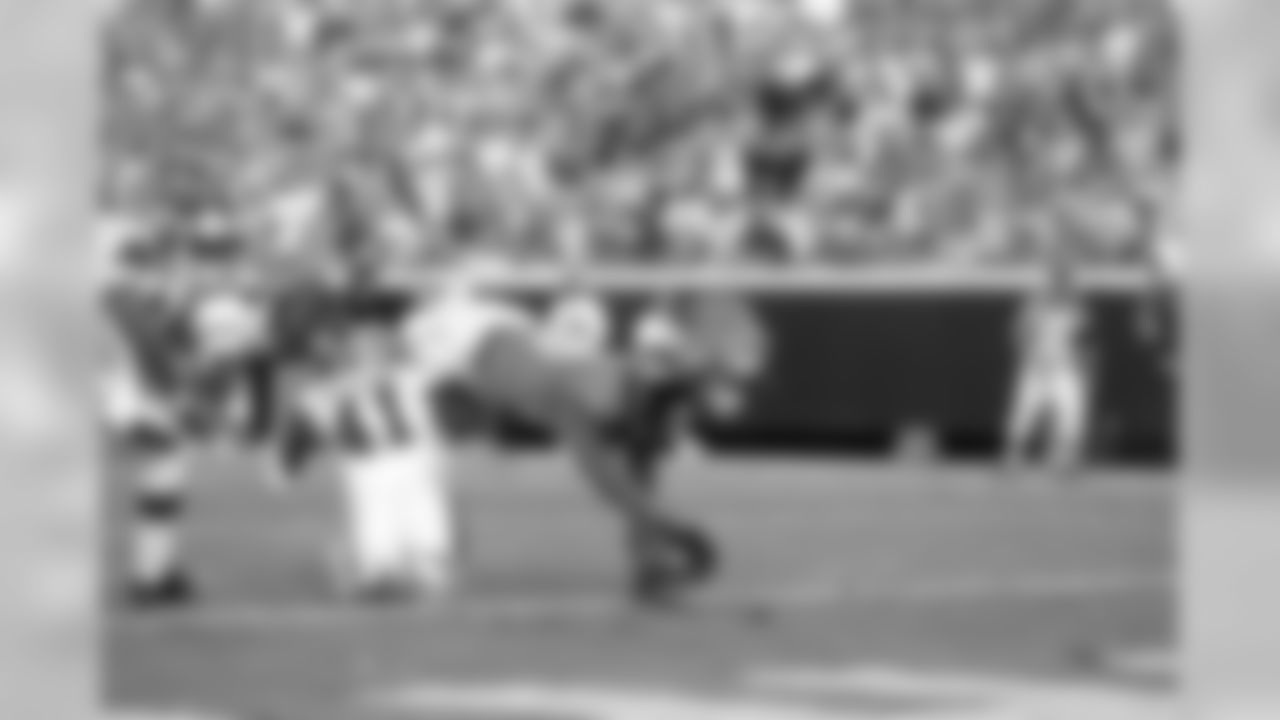 89 Marcedes Lewis