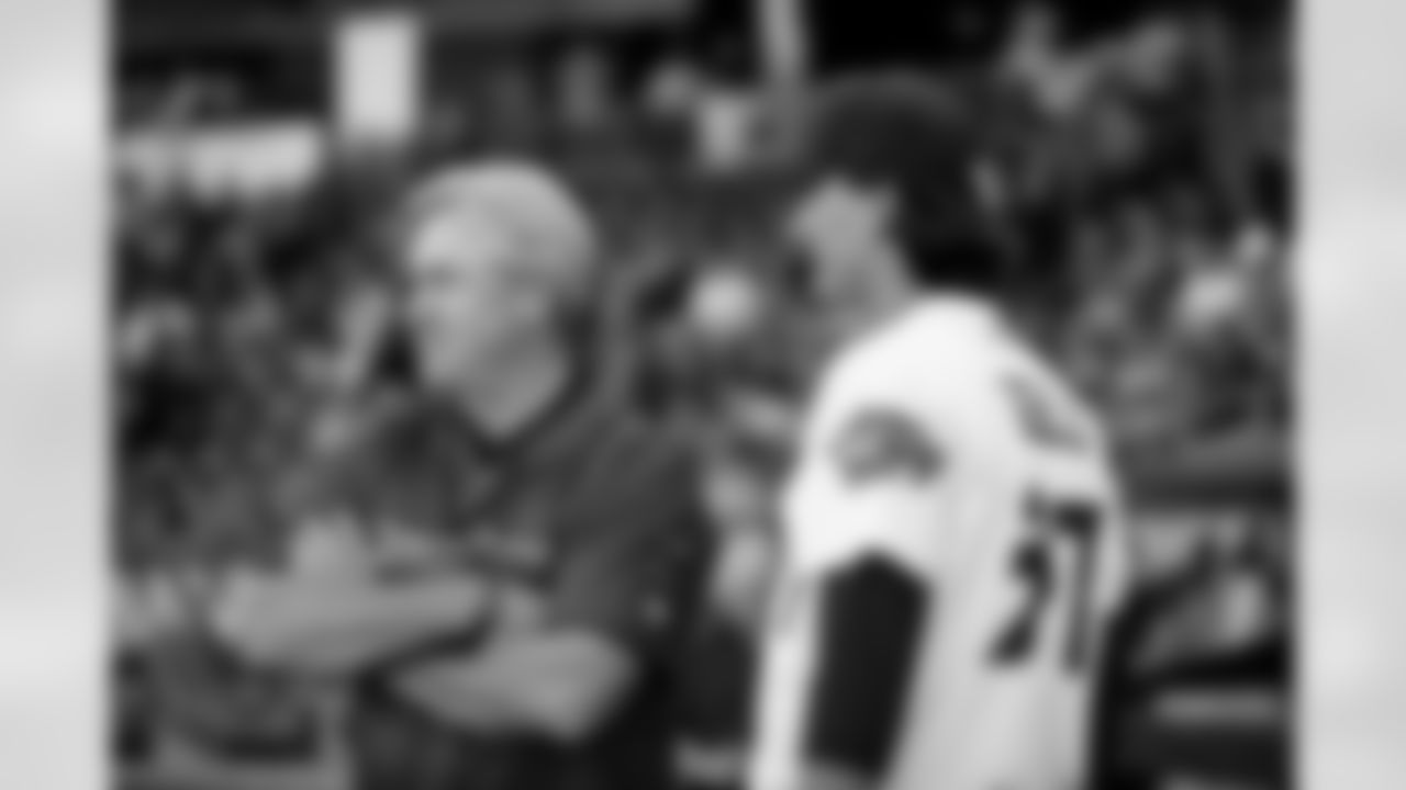 2022_0419_PedersonFirstPitch_011
