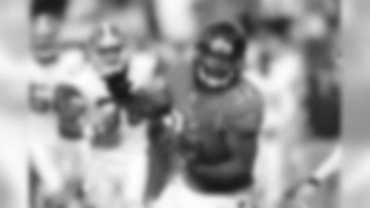 32 Maurice Jones-Drew