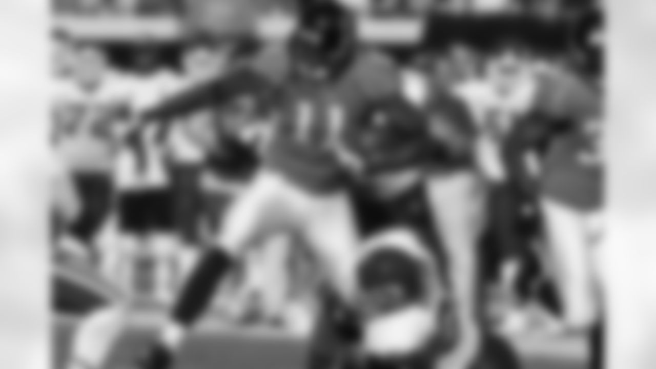 11 Mike Sims-Walker