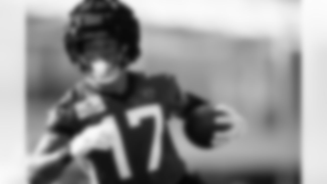 2023 Jaguars Training Camp Practice
TE Evan Engram (17)