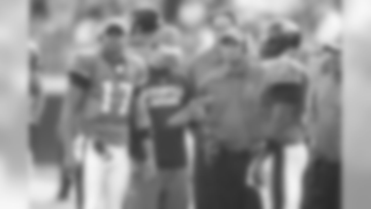 17 Cleo Lemon, Mike Shula, #9 David Garrard