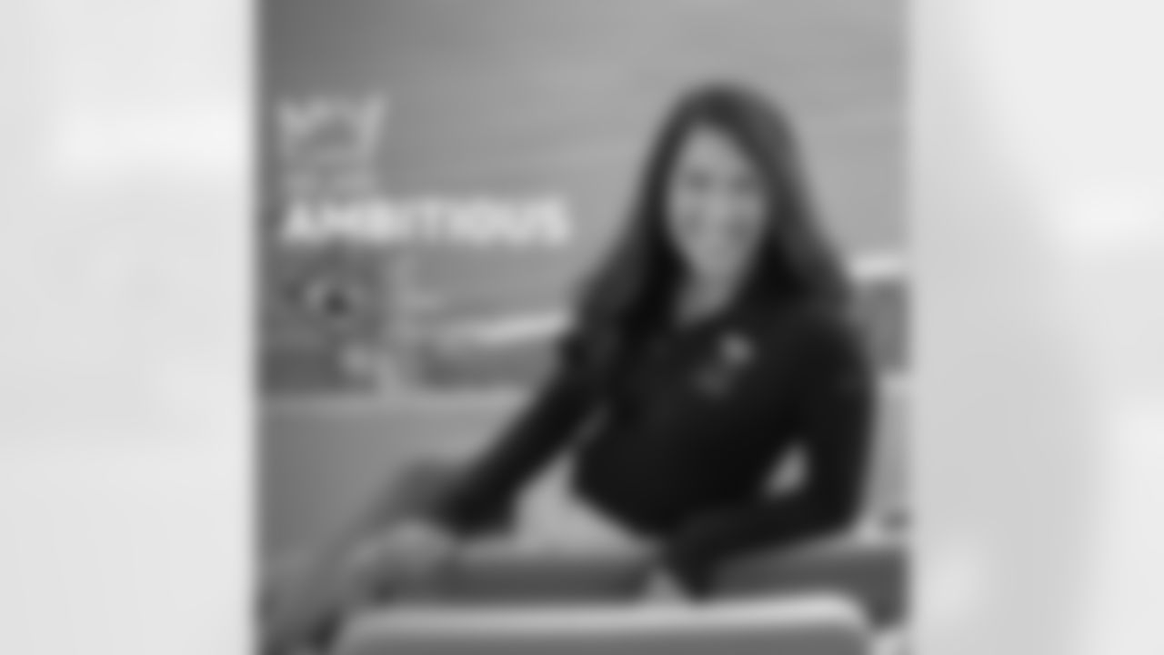 JennToy_WomensDay