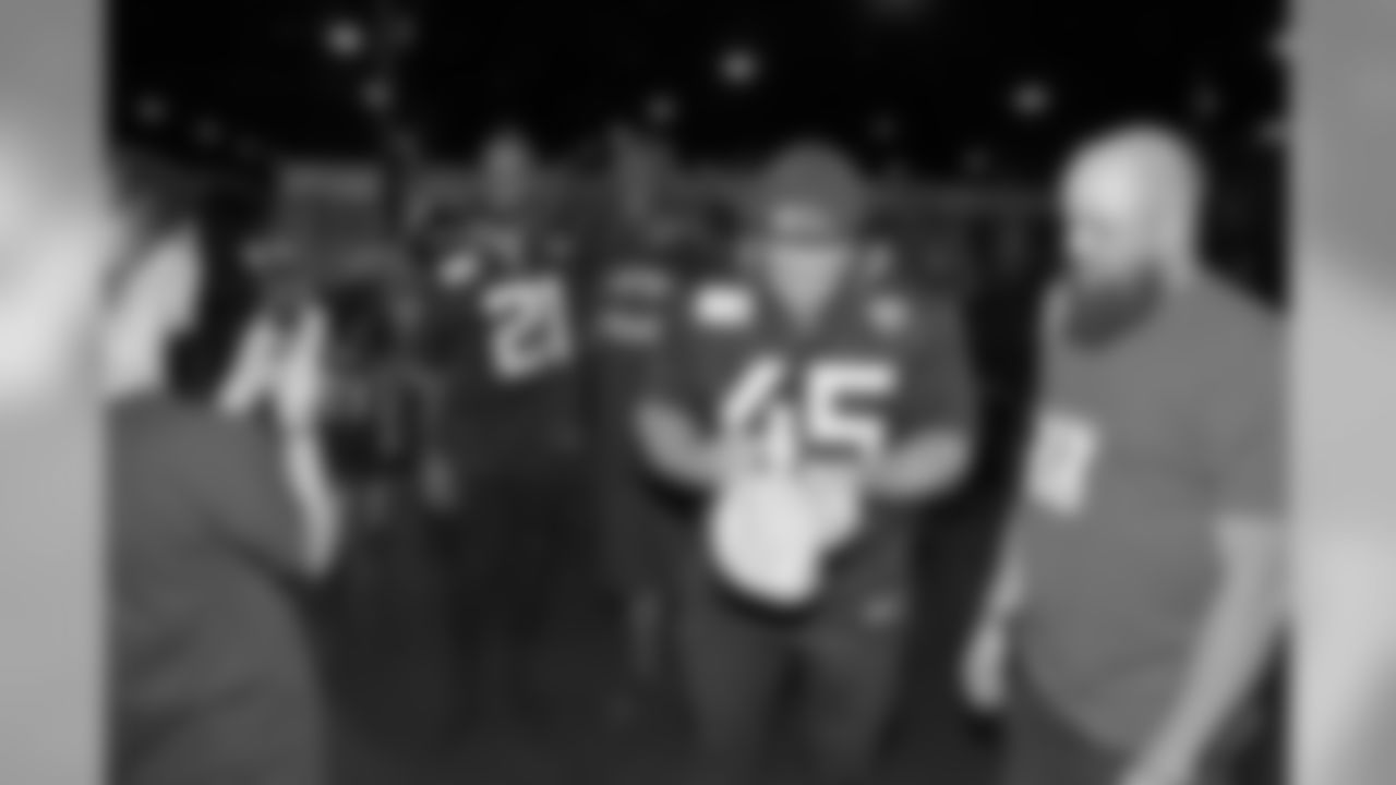 Jacksonville Jaguars players participate during the Crucial Catch Survivor Celebration against the Tuesday, October 16, 2018 at Flight Fit N Fun in Jacksonville, Fla. (Rick Wilson/Jacksonville Jaguars)