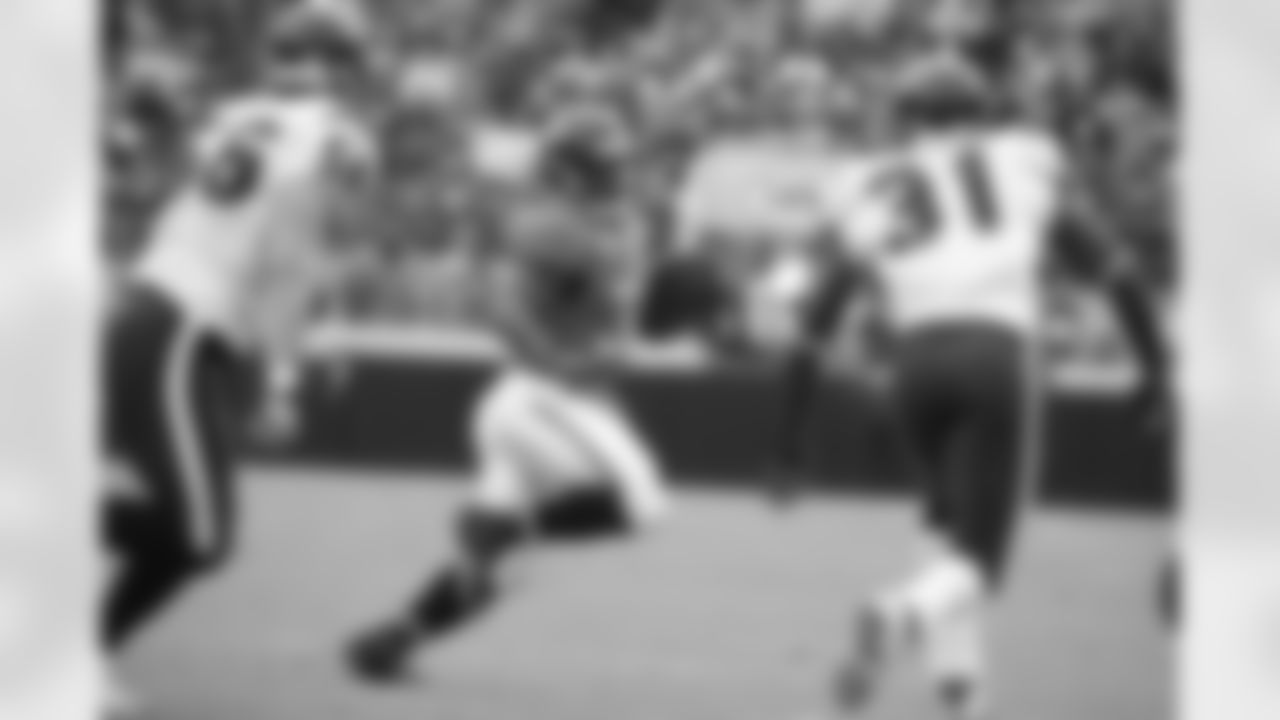 32 Maurice Jones-Drew