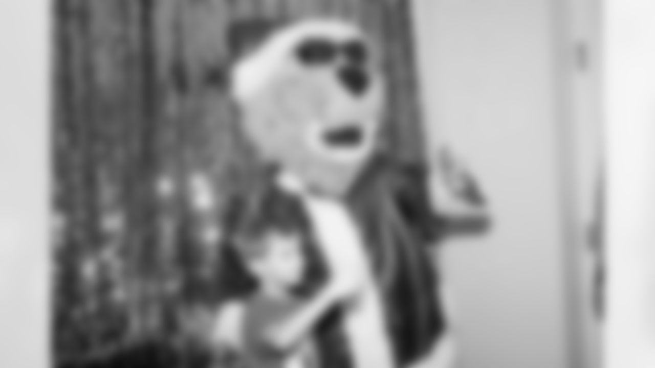 2022_1214_RonaldMcDonaldHouse_029