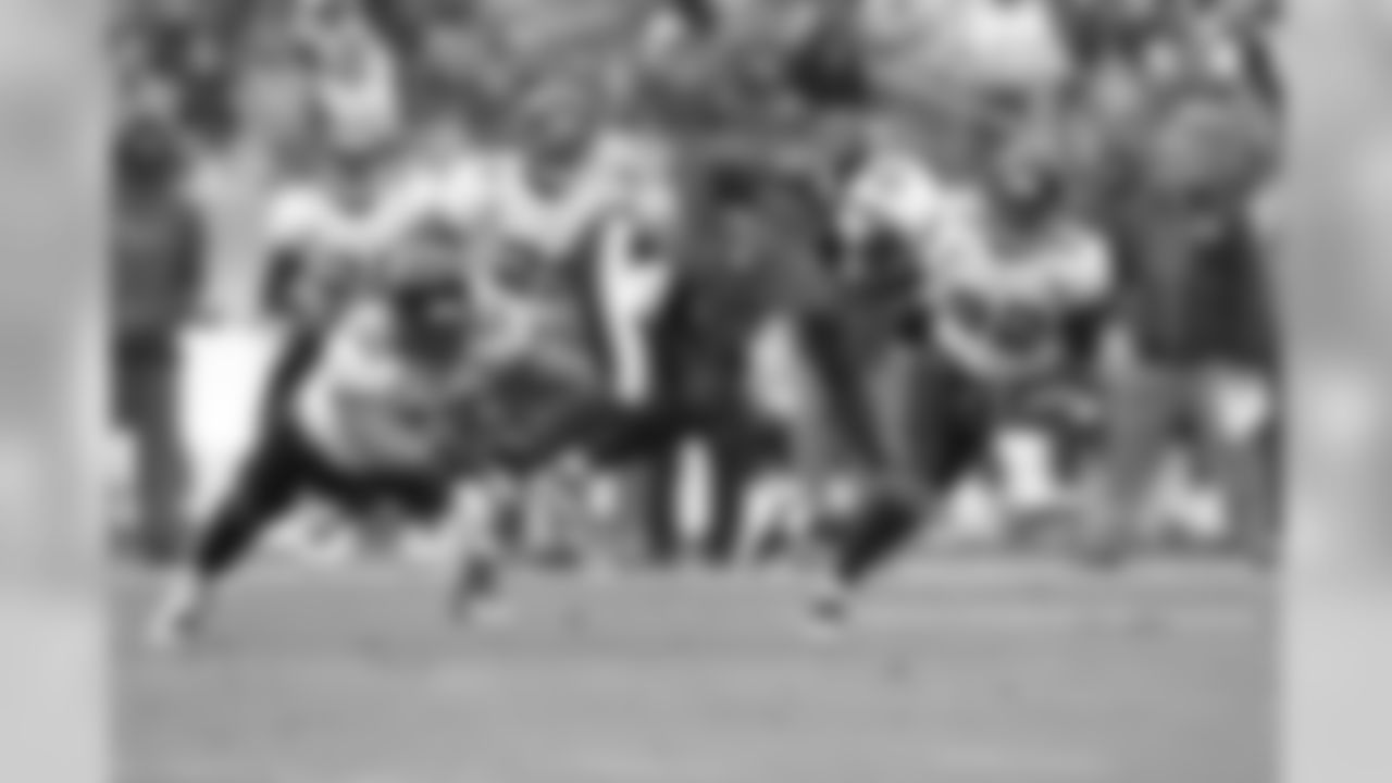 2010 Season - Jaguars vs. Titans