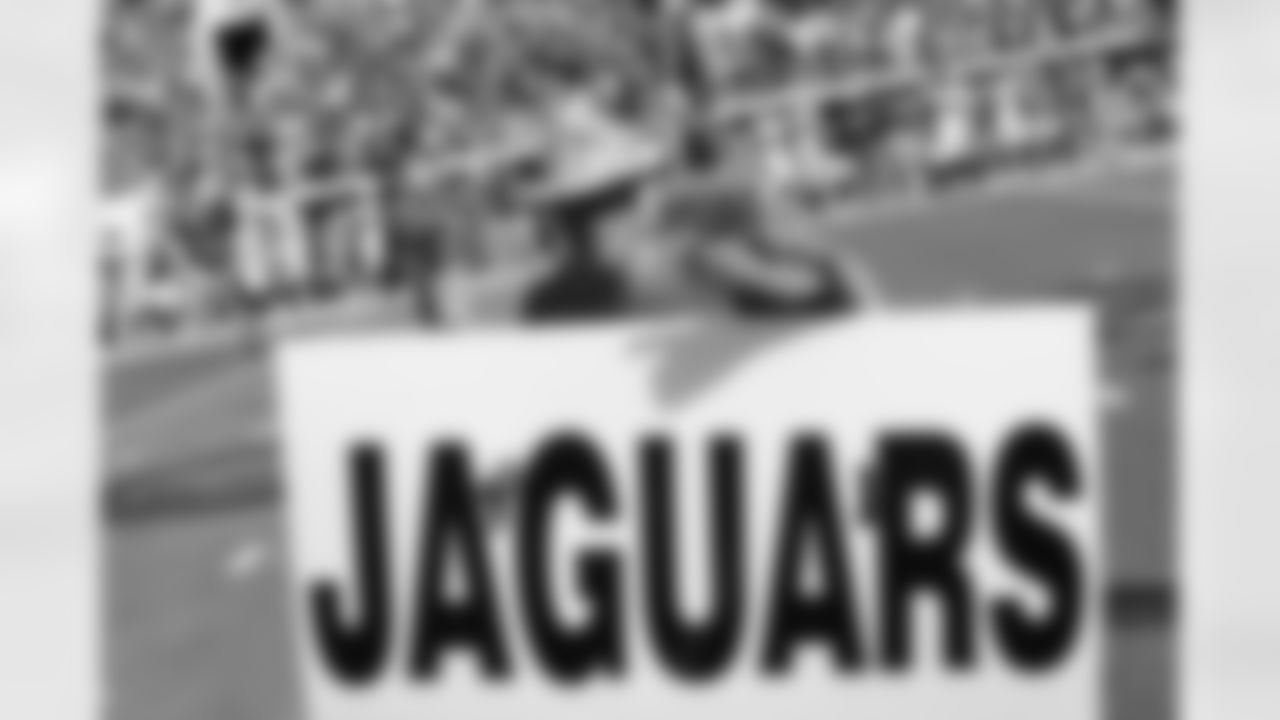 2010 Season - Colts vs. Jaguars