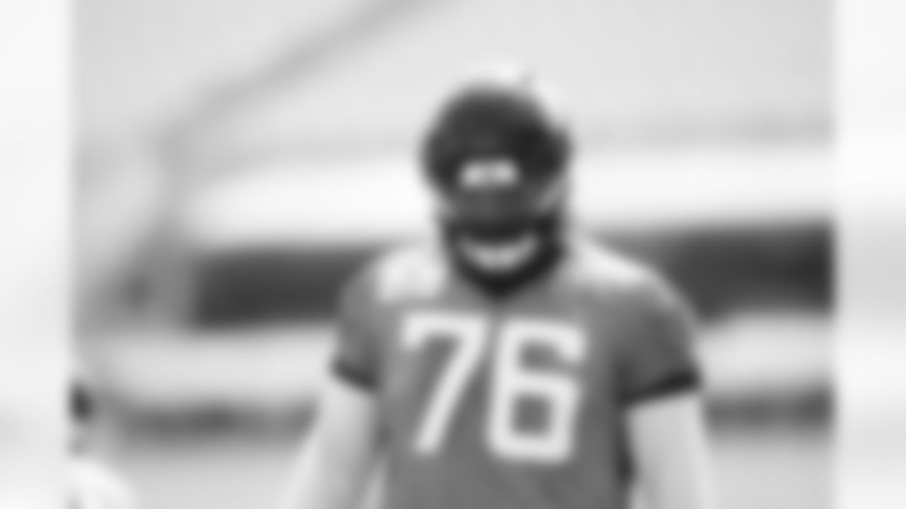 Jacksonville Jaguars offensive lineman Anton Harrison (76) during OTAs at TIAA Bank Field in Jacksonville, FL on May 29, 2023. (Kam Nedd/Jacksonville Jaguars)