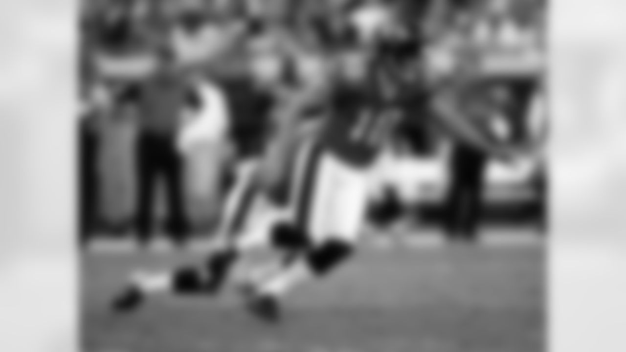 10 Josh Scobee