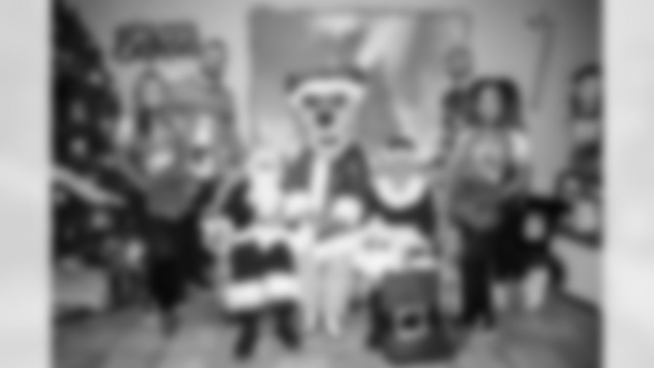 2022_1214_RonaldMcDonaldHouse_008