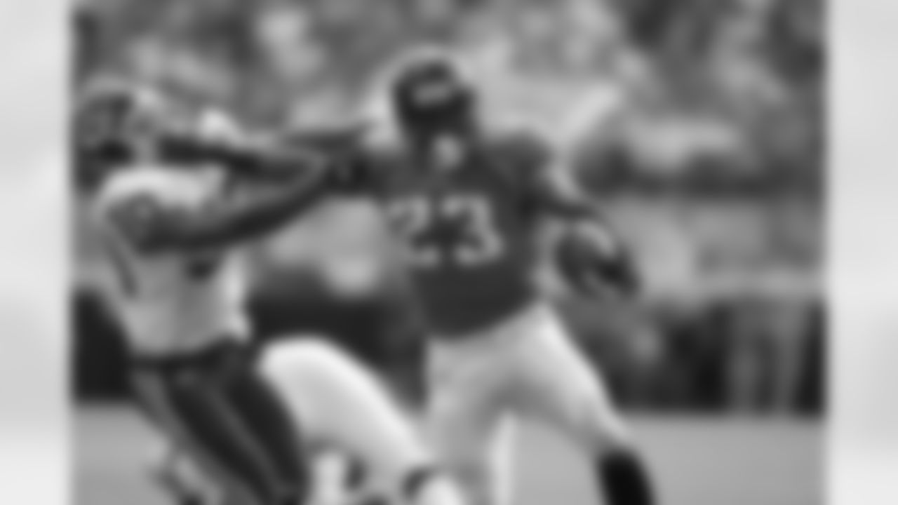 23 Rashad Jennings