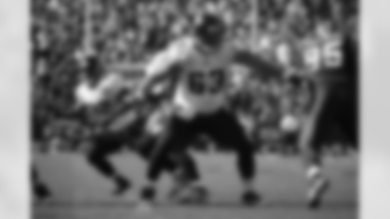 32 Maurice Jones-Drew, #63 Brad Meester, #9 David Garrard