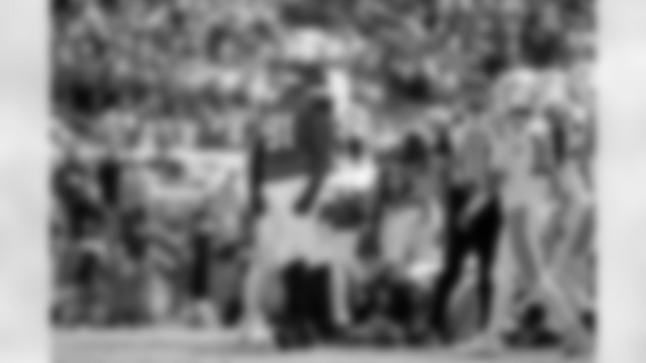 Jacksonville Jaguars vs. Indianapolis Colts
OLB Dawuane Smoot (91)
