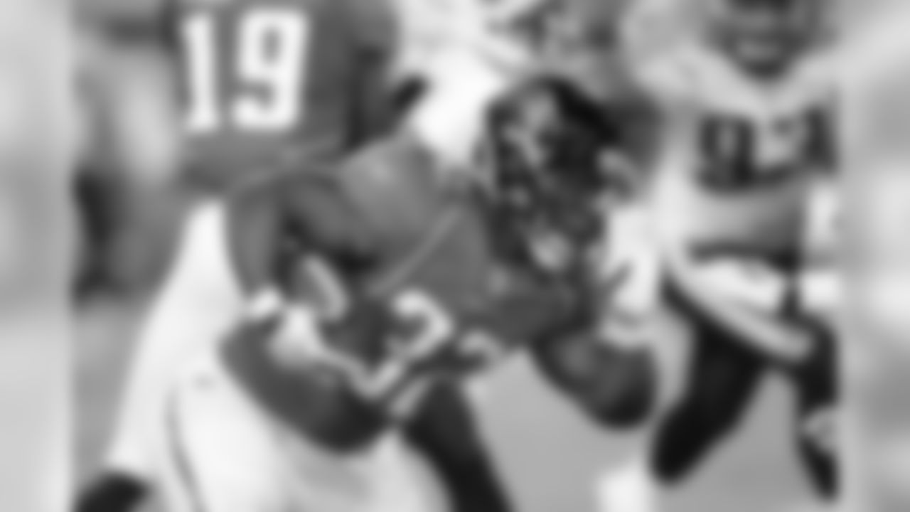 32 Maurice Jones-Drew