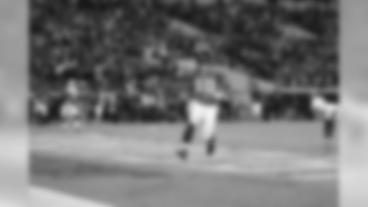 80 Mike Thomas