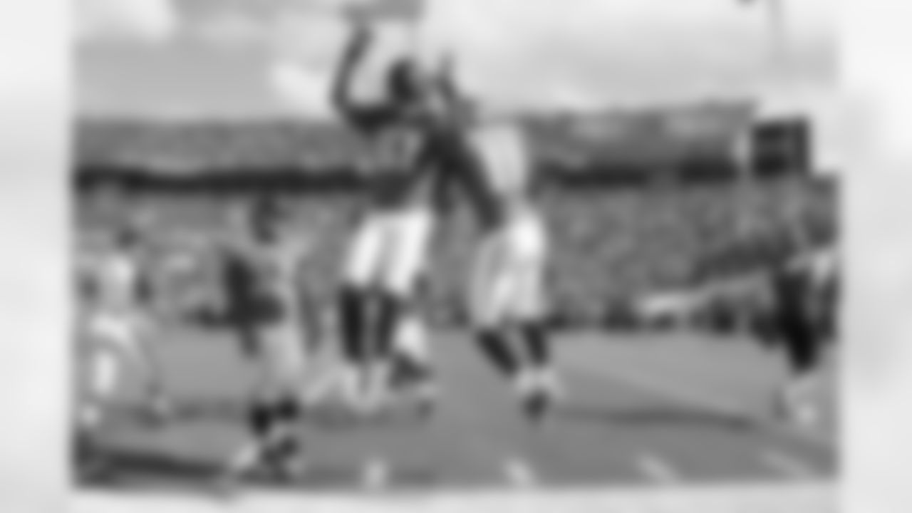 32 Maurice Jones-Drew, #81 Torry Holt, #11 Mike Sims-Walker