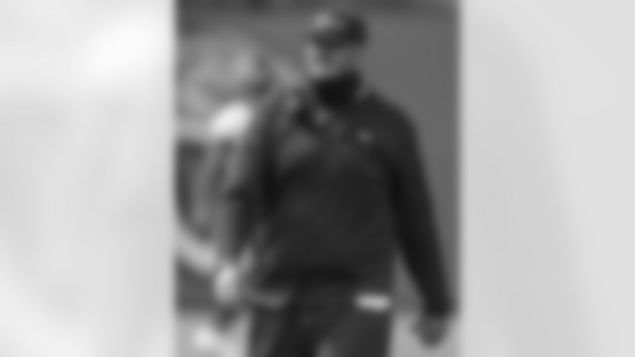 2020-08-23 - Jaguars Practice - Rick WIlson - -31