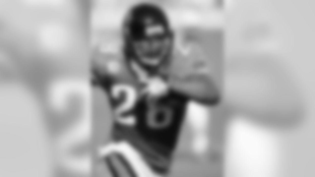The Jaguars selected RB Fred Taylor (Florida) with the ninth-overall pick in the 1998 NFL Draft. He spent 11 seasons with the Jaguars and was selected to one Pro Bowl (2007). Taylor amassed 11,271 yards and 62 touchdowns in 140 games as a Jaguar.
