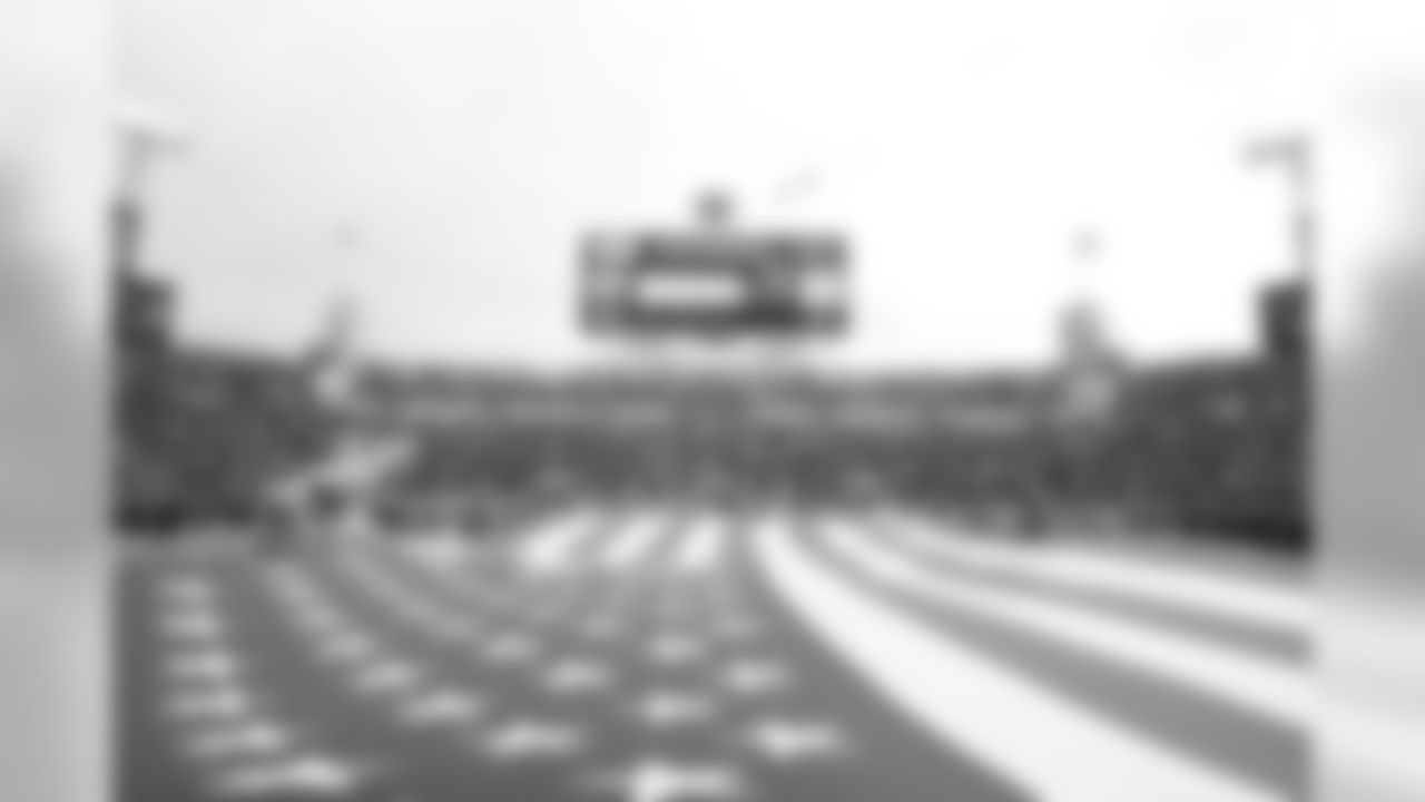 2010 Season - Raiders vs. Jaguars
