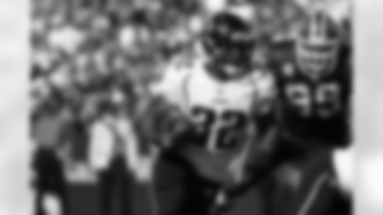 32 Maurice Jones-Drew