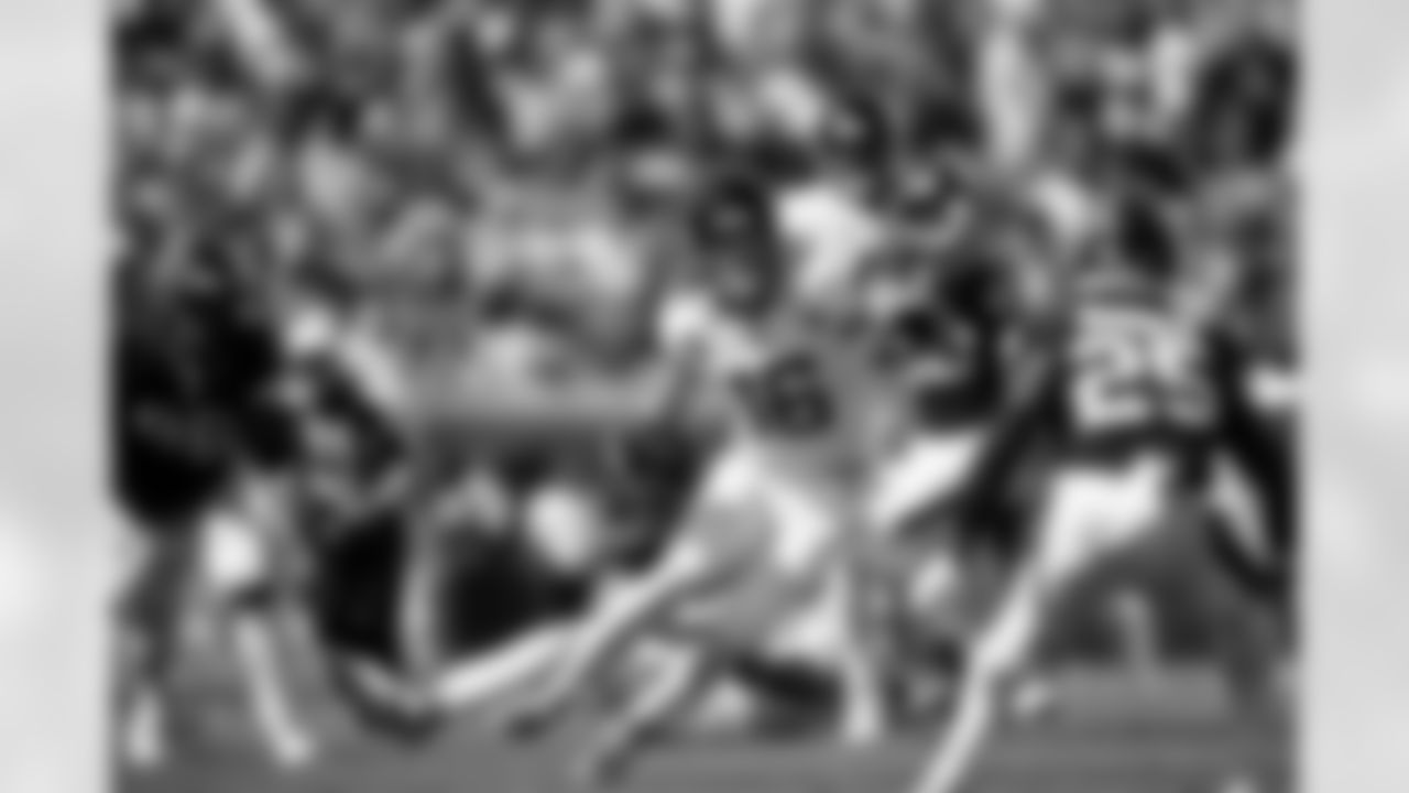 Jacksonville Jaguars vs. Houston Texans
QB Trevor Lawrence (16)