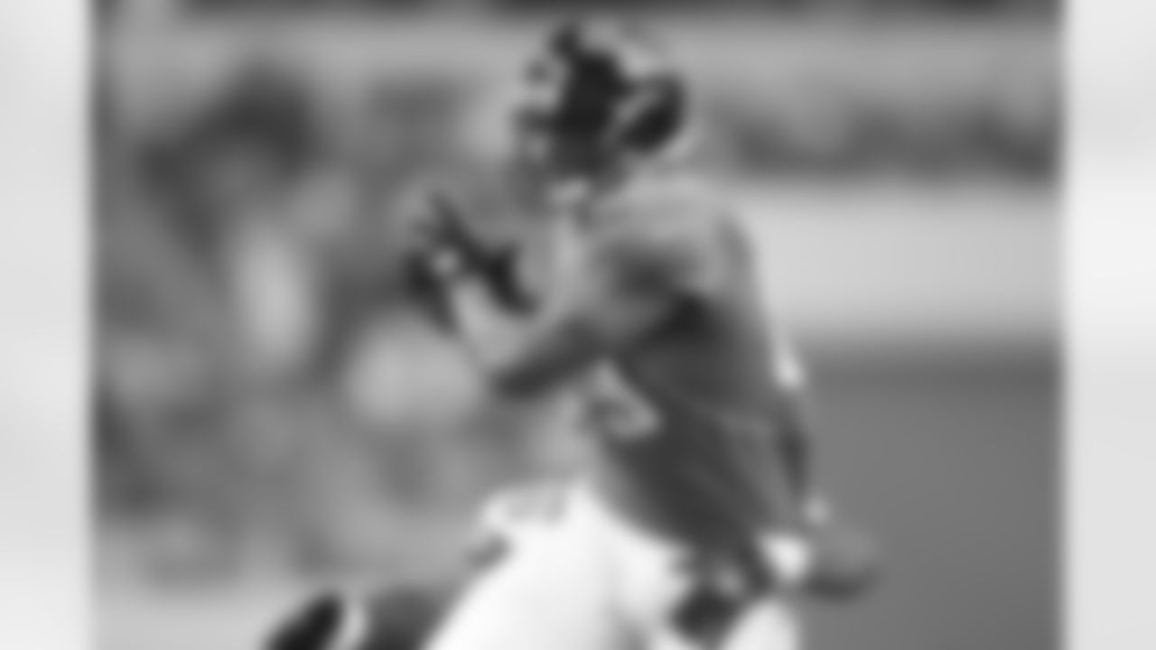89 Marcedes Lewis