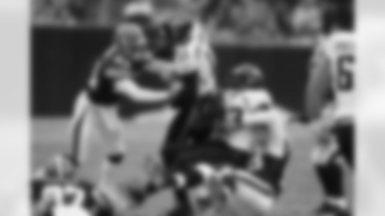 11 Mike Sims-Walker, #23 Rashad Jennings