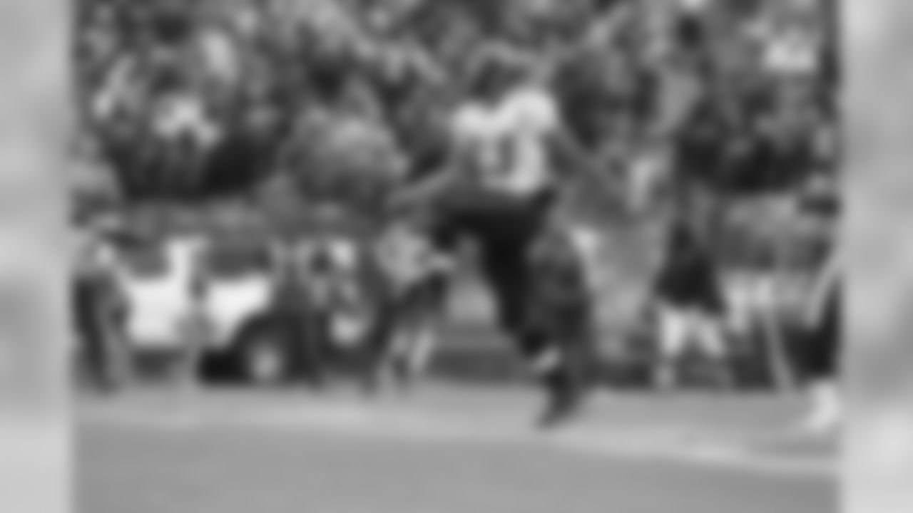 2010 Season - Jaguars vs. Titans