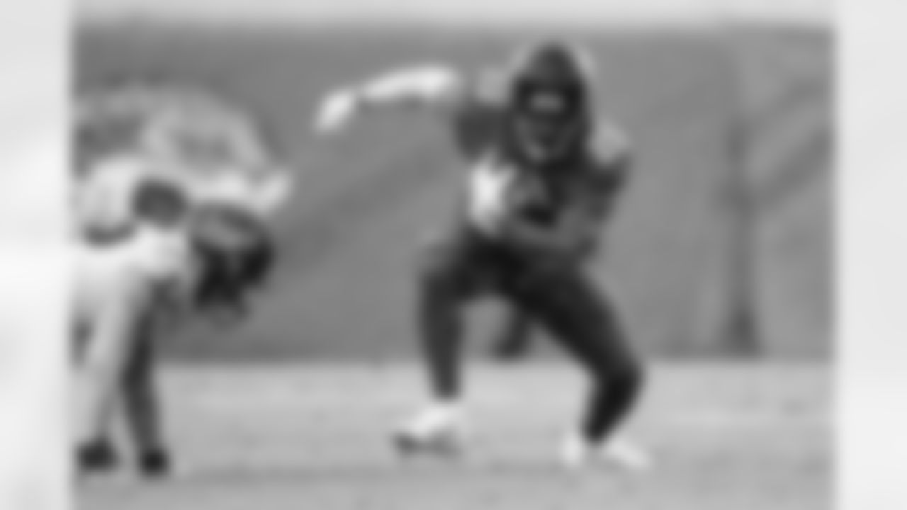 25 | RB | James Robinson