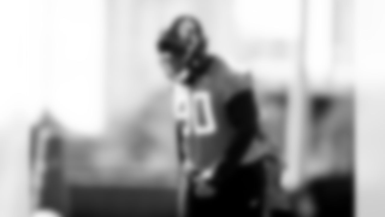 DL Angelo Blackson (90)
