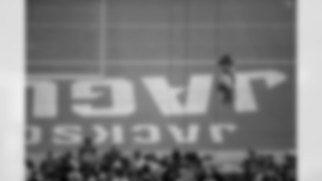2021_1121_49ers_Home_0831