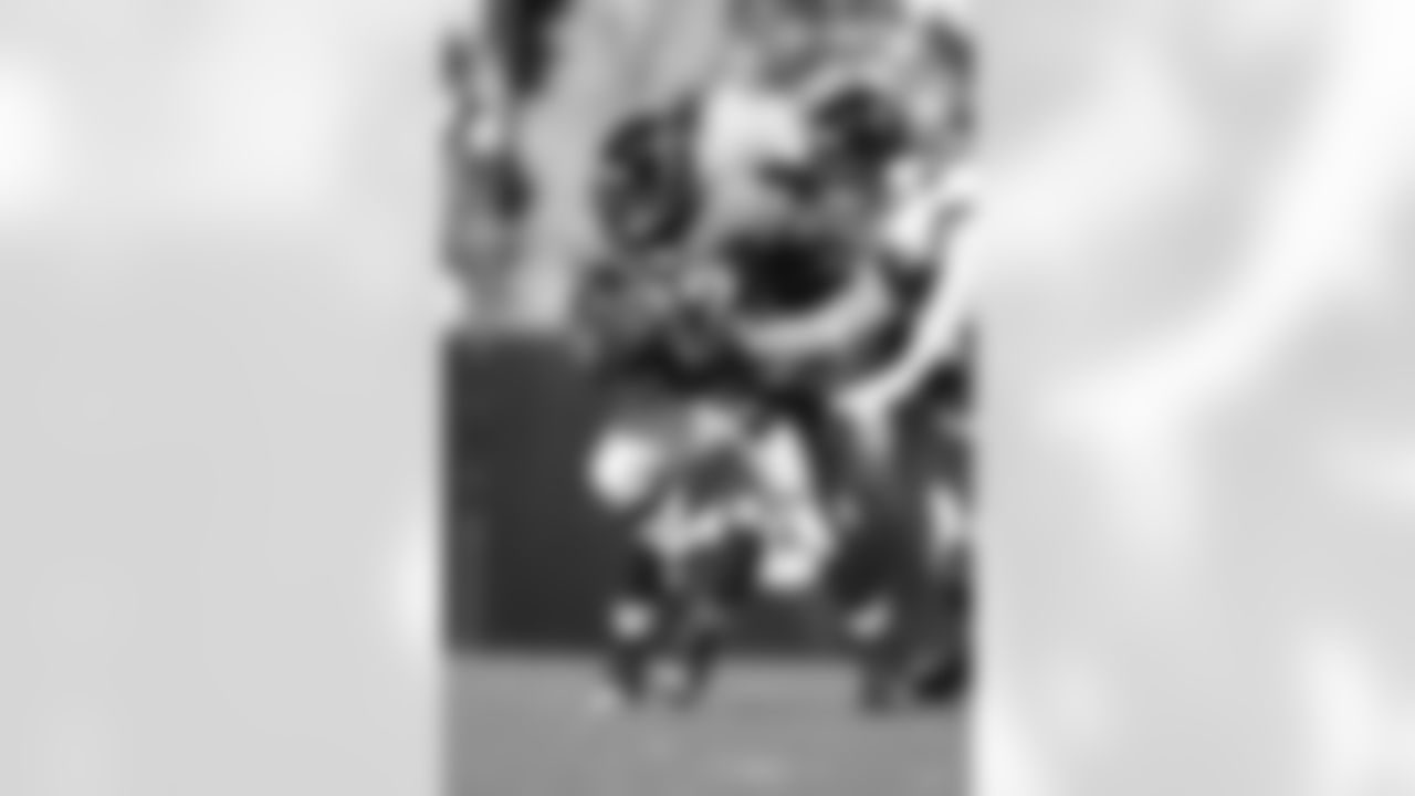 32 Maurice Jones-Drew