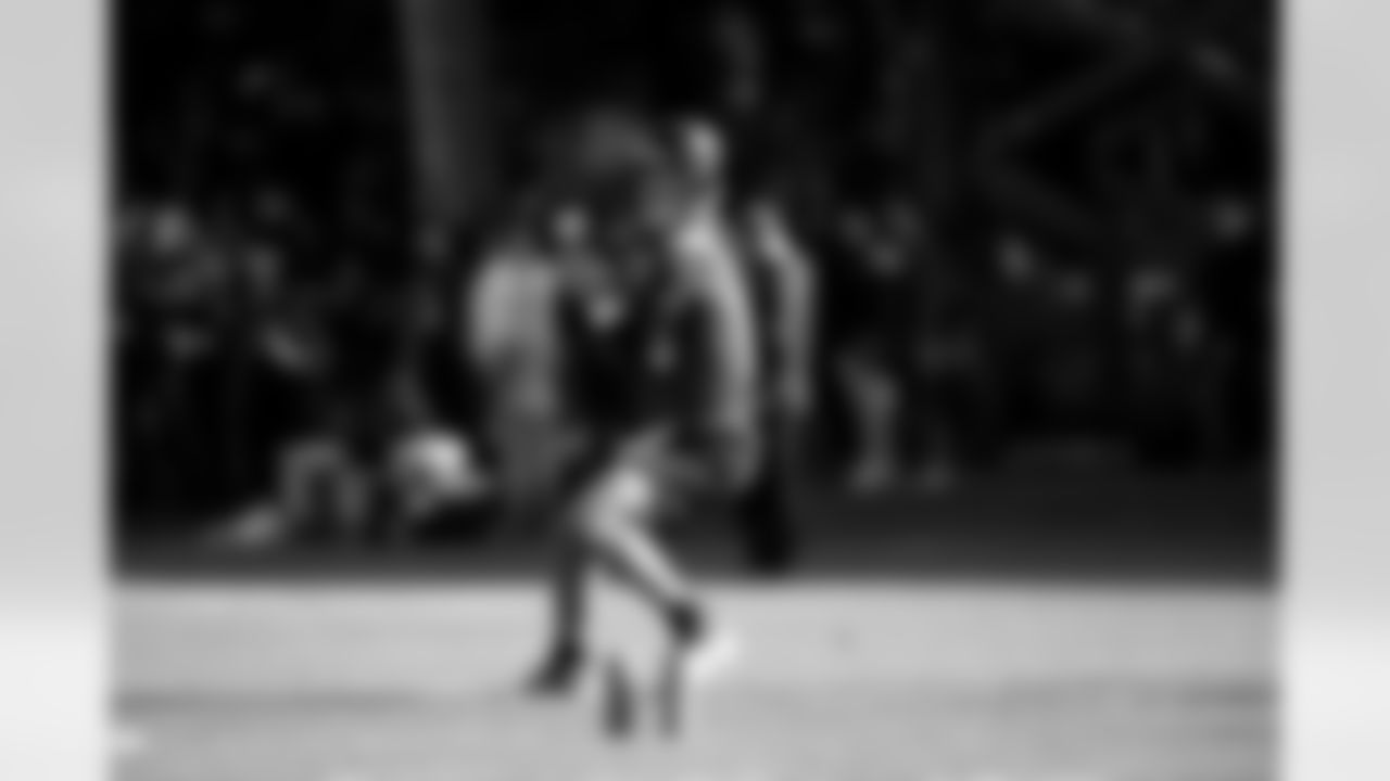 QB Trevor Lawrence (16)