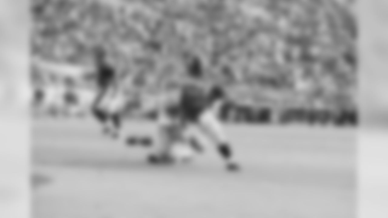 32 Maurice Jones-Drew