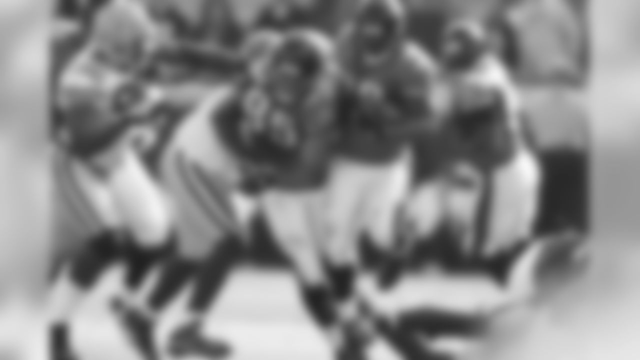 85 Richard Angulo, #32 Maurice Jones-Drew
