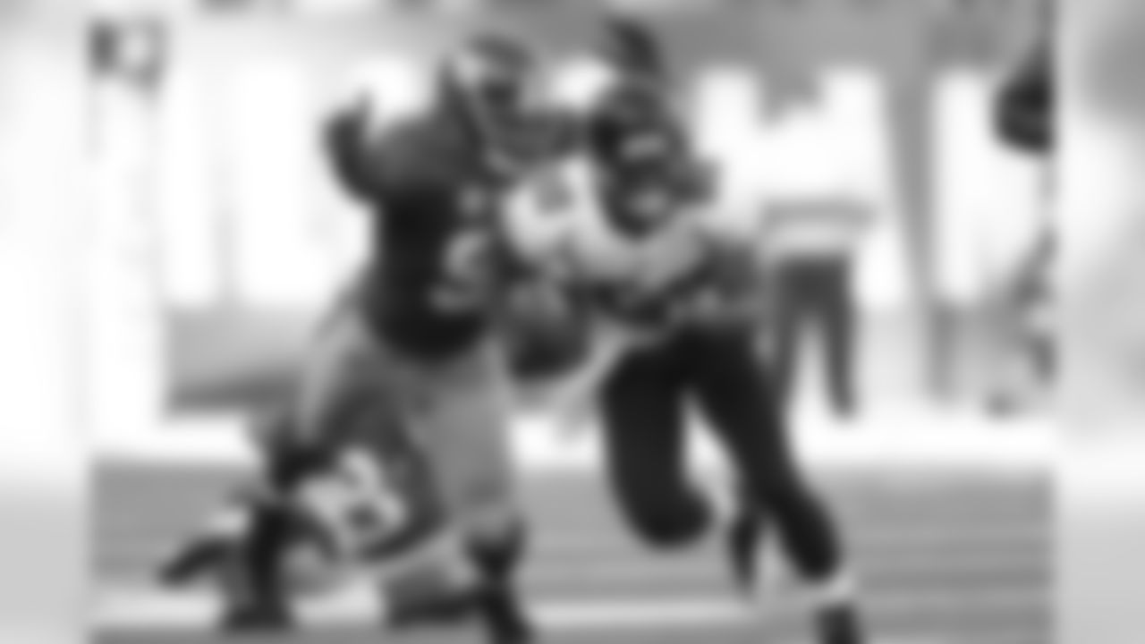 80 Mike Thomas