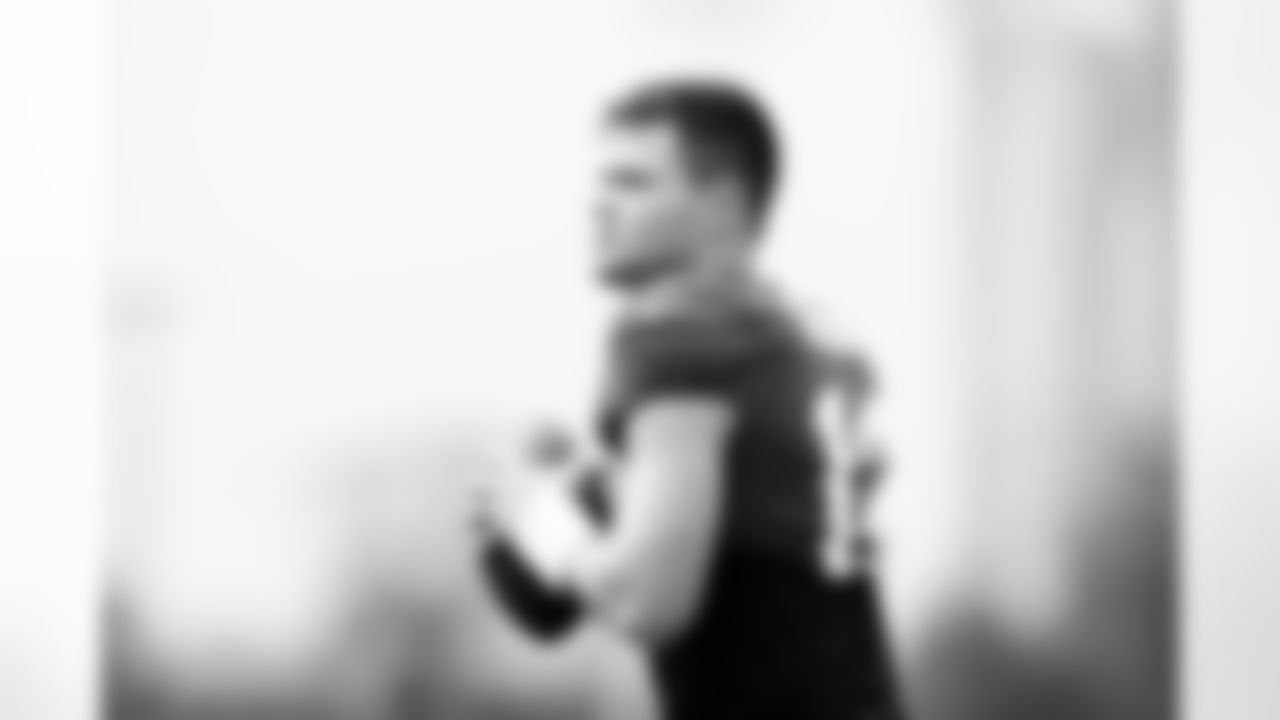 QB Nathan Rourke (12)