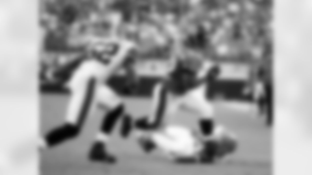 32 Maurice Jones-Drew