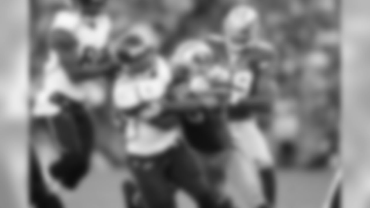 32 Maurice Jones-Drew
