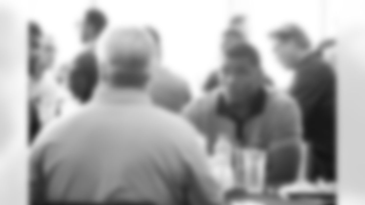 2022_0614_RookieAlumniLunch_026