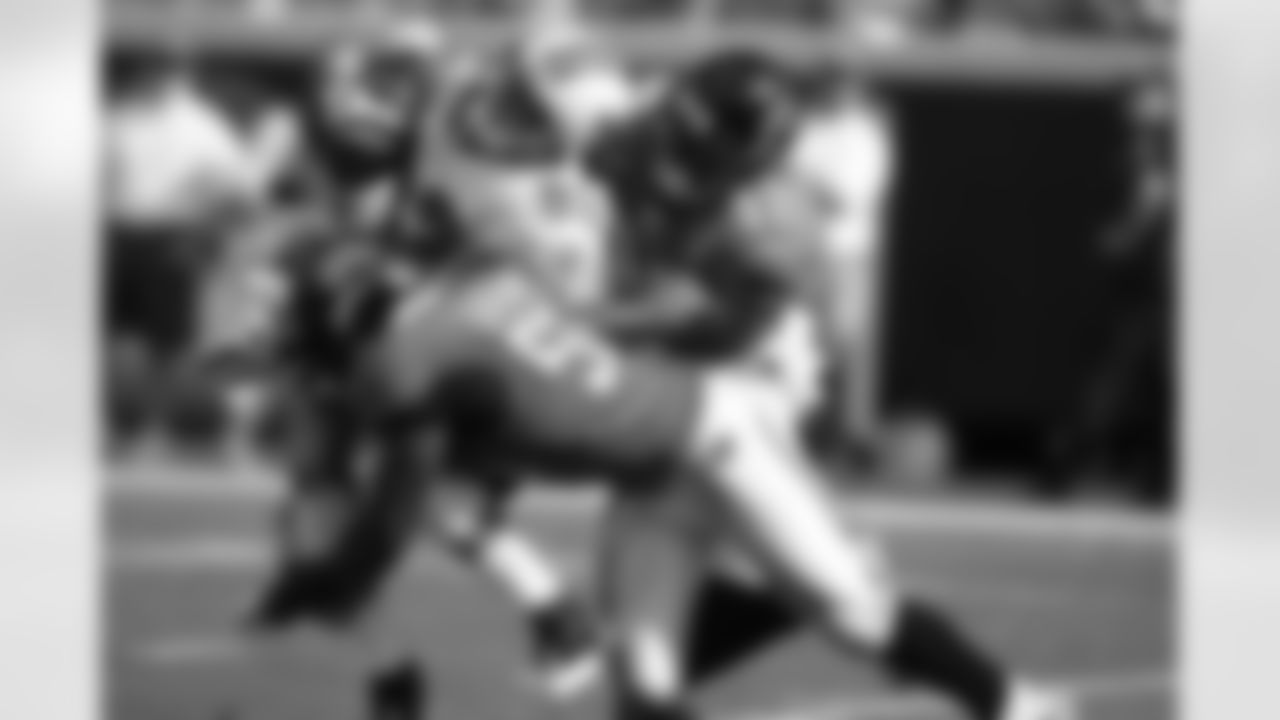 56 Justin Durant, #42 Gerald Alexander