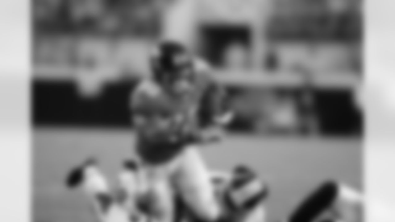 80 Mike Thomas
