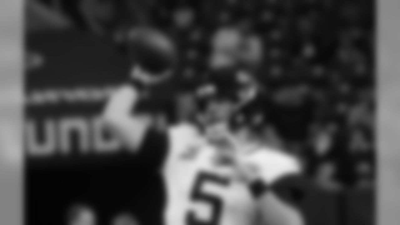 Jacksonville Jaguars quarterback Blake Bortles (5) before an NFL football game against the Houston Texans, Sunday, Dec. 30, 2018, in Houston. (AP Photo/David J. Phillip)